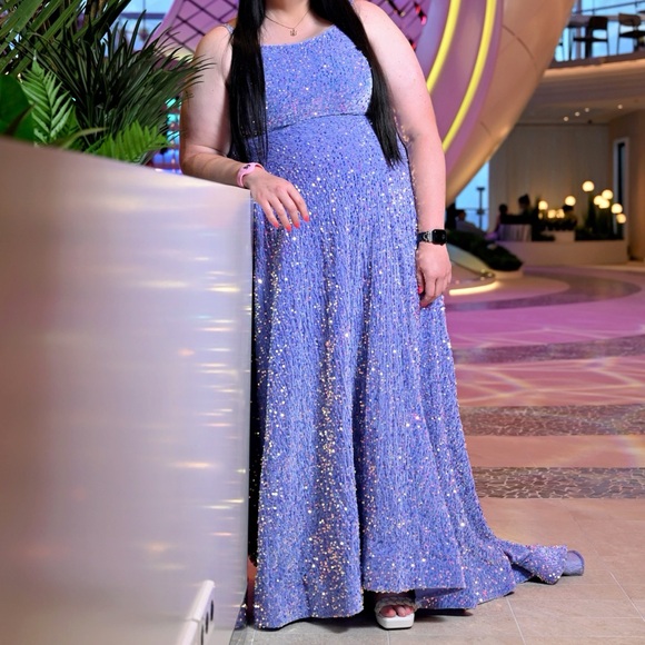 Elegant Lavender Prom Dress - Picture 3 of 5